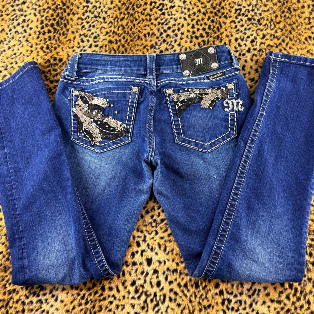 Miss Me Straight Leg Jeans Medium Wash Sequin Embellished JS5456T2R Size 28